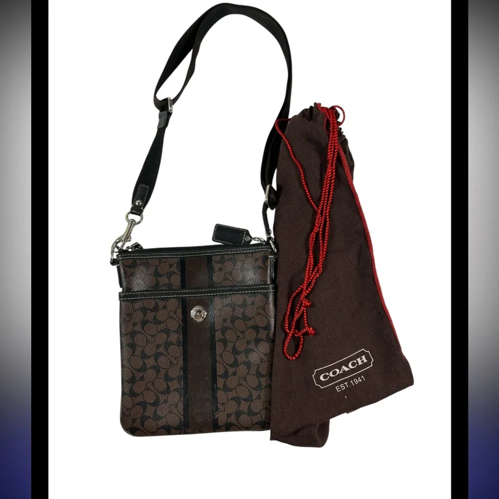 Coach Signature Heritage Stripe North South Swingpack‎ Crossbody w/ Dust Bag